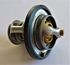 THERMOSTAT, TOYOTA 4Y ENGINES, 5,6,7,8 FG10 TO 30 MODELS, 90916-03950-71